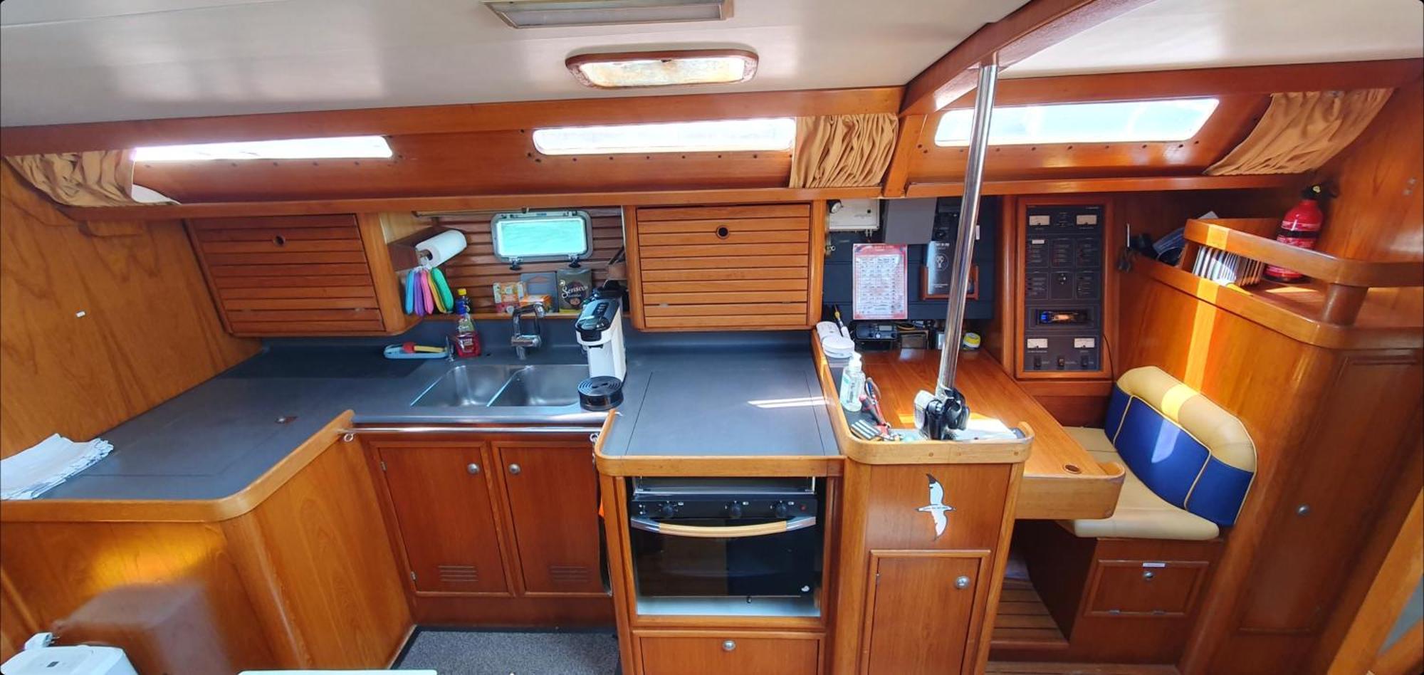 Coriandre 2 - Dormir Sur Un Grand Voilier 9 Personnes By Nuits Au Port La Rochelle  Esterno foto